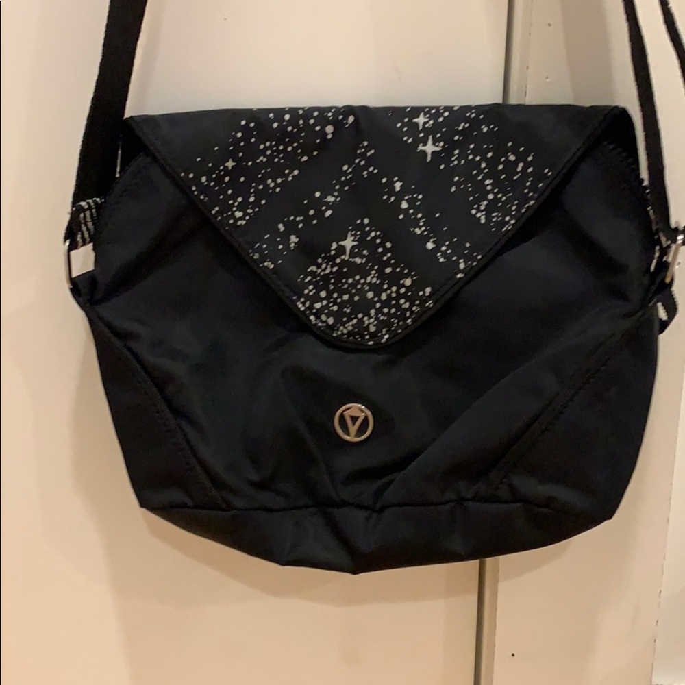 ivivva cross body bag